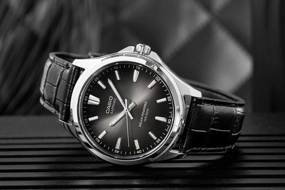 CASIO MTS-RS100L-1A VYRIŠKAS LAIKRODIS + DĖŽUTĖ