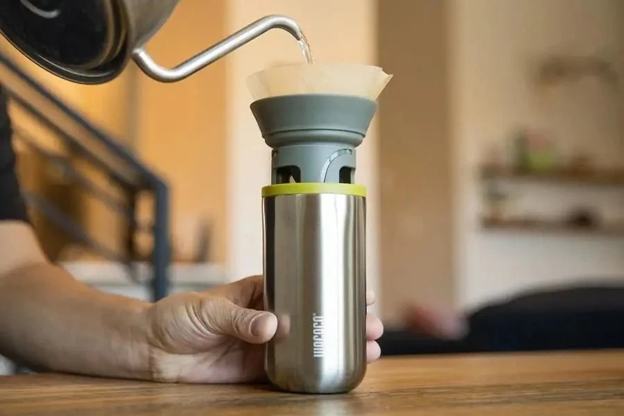 Wacaco Cuppamoka nešiojamas kavos aparatas