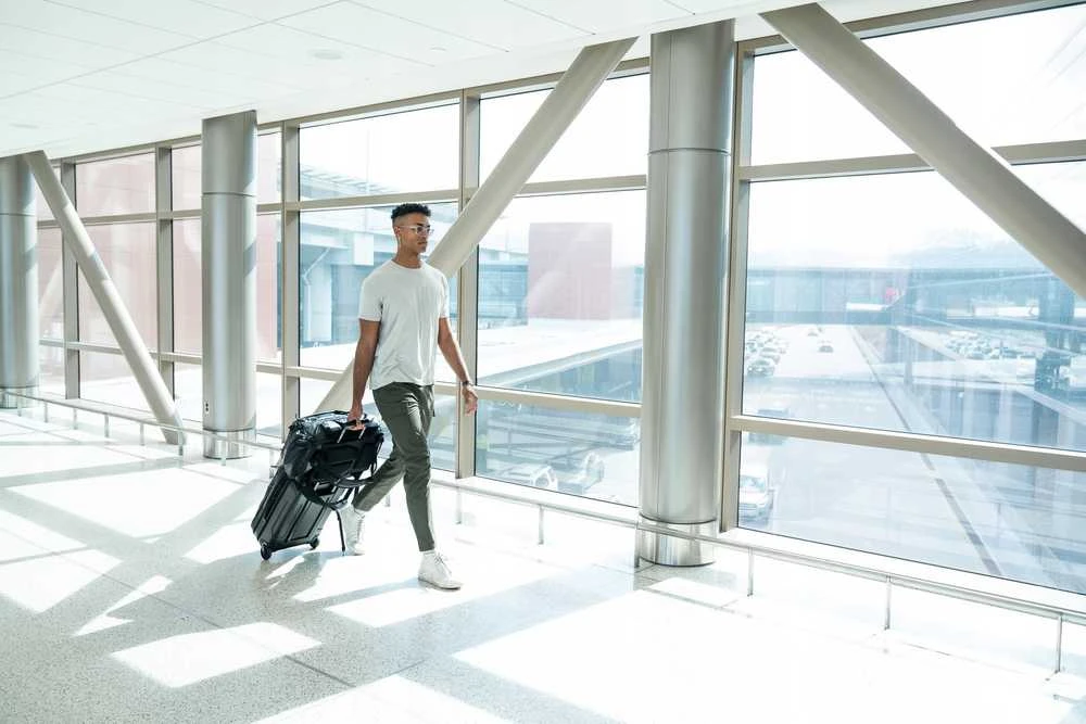 Bagažas - WANDRD Transit Carry On Roller Bag (patvarus, atsparus vandeniui, nešiojamojo kompiuterio skyrius)