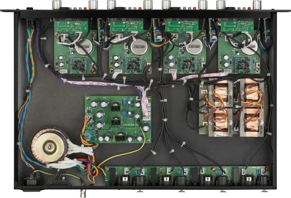 Warm Audio Šiltas garsas wa-412 - 4 kanalų mikrofono pirminis stiprintuvas