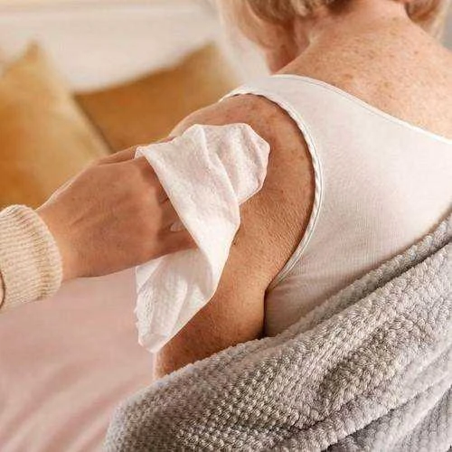 WATER WIPES BIO Adult Care Sensitive Wipes vandens drėgnos servetėlės XL 30vnt.