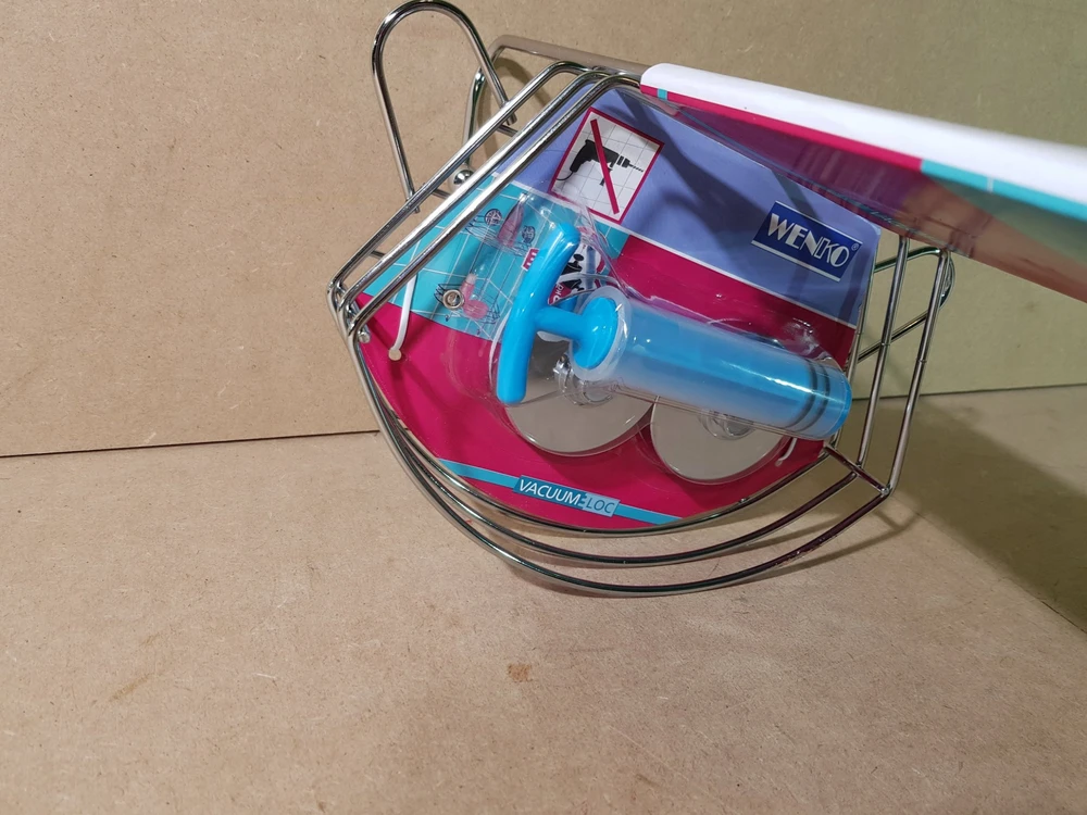 Kampinė lentyna vonios kambariui BARI, Vacuum-Loc, 2 lygiai - chromo plieno, WENKO