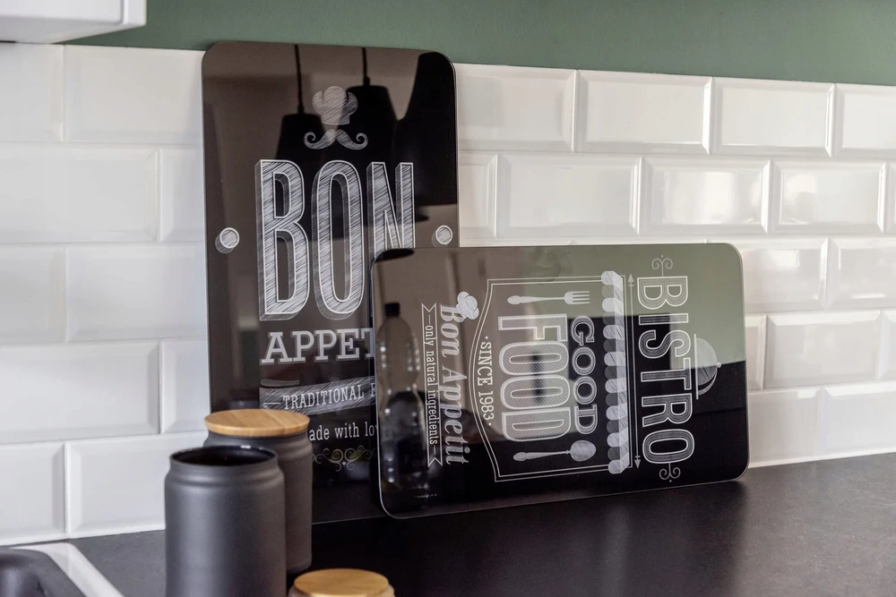 Stiklinės apsauginės plokštės BON APPETIT viryklei - 2 vnt, WENKO,