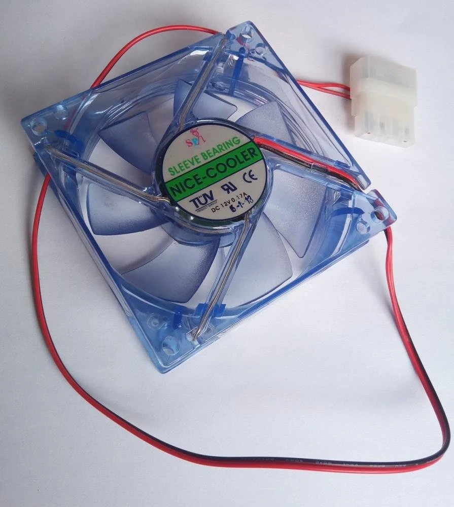 EUROCASE ventiliatorius 80 mm, 12 V / 0,17 A, mėlynai šviečiantis (molex)
