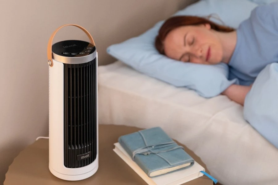 Levoit Windi Mini Plus - nešiojamas baterinis ventiliatorius, baltas