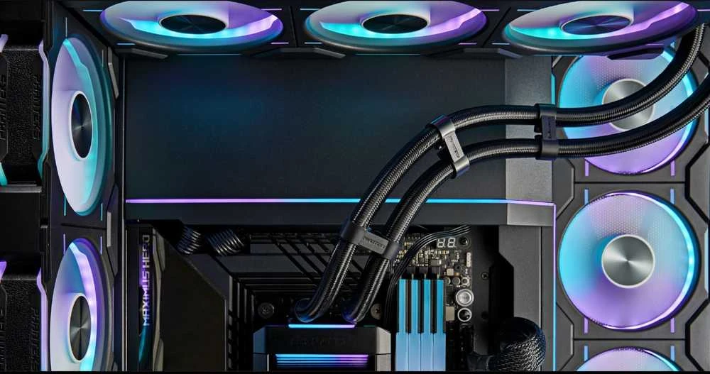 Phanteks D30 PWM Reverse Airflow, D-RGB korpuso ventiliatorius, 3-pack – 140mm, juodos spalvos