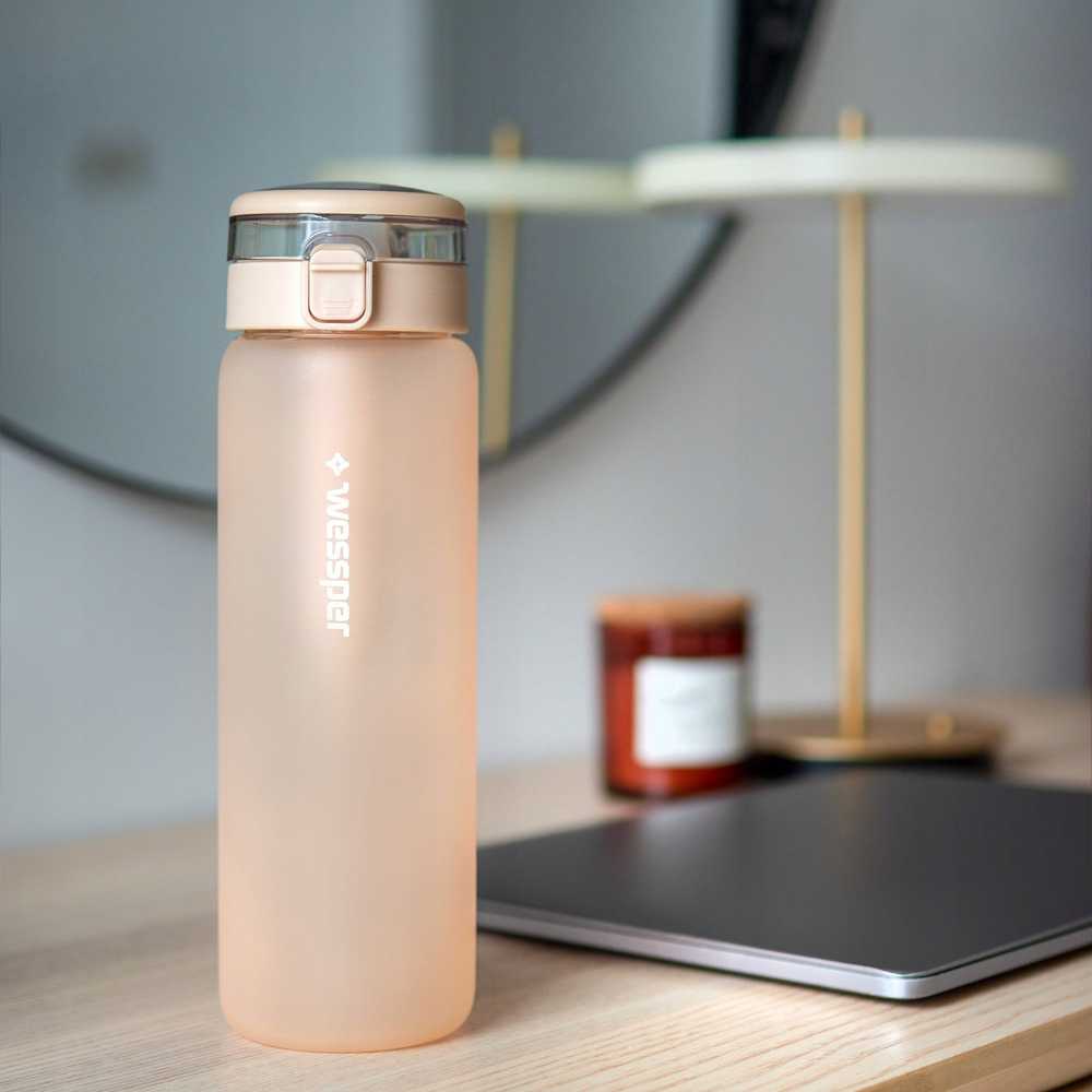 Gertuvė Wessper ActiveMax stiklinis buteliukas 680 ml smėlio spalvos