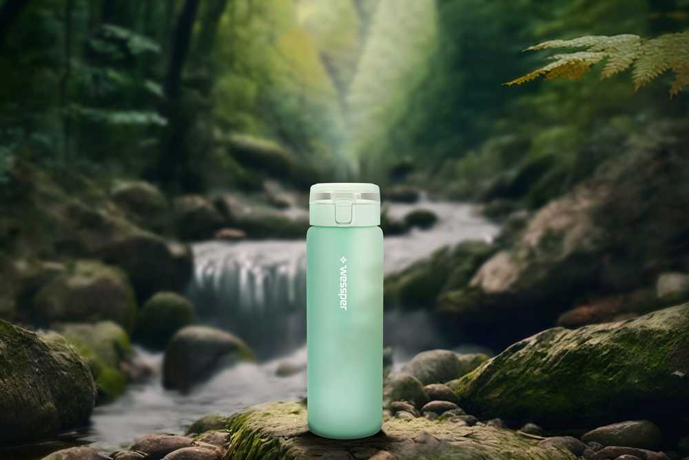 Gertuvė Wessper stiklinis buteliukas ActiveMax 680 ml mėtų