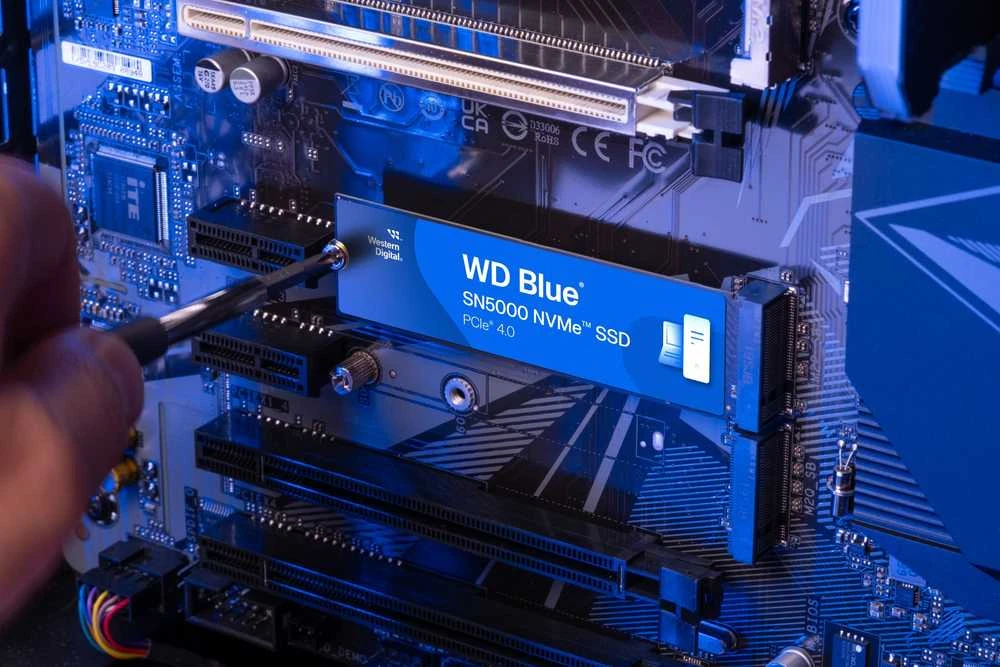 Sandisk SSD - Western Digital Mėlyna SN5000 1 TB M.2 PCIe 4.0