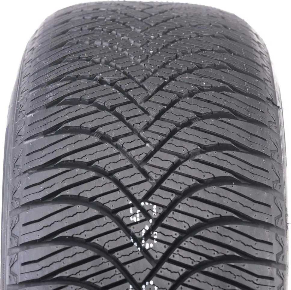 Westlake Z-401 245/40 R18 97 W