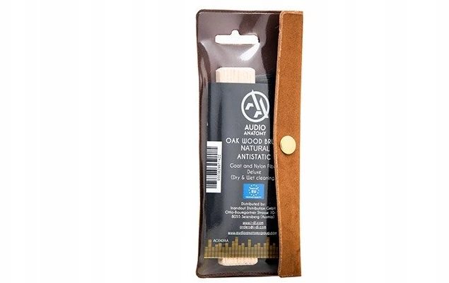 Wet Brush Wet Wet VINYL-BRUSH, OAK WOOD AND GOAT HAIR, NATURAL