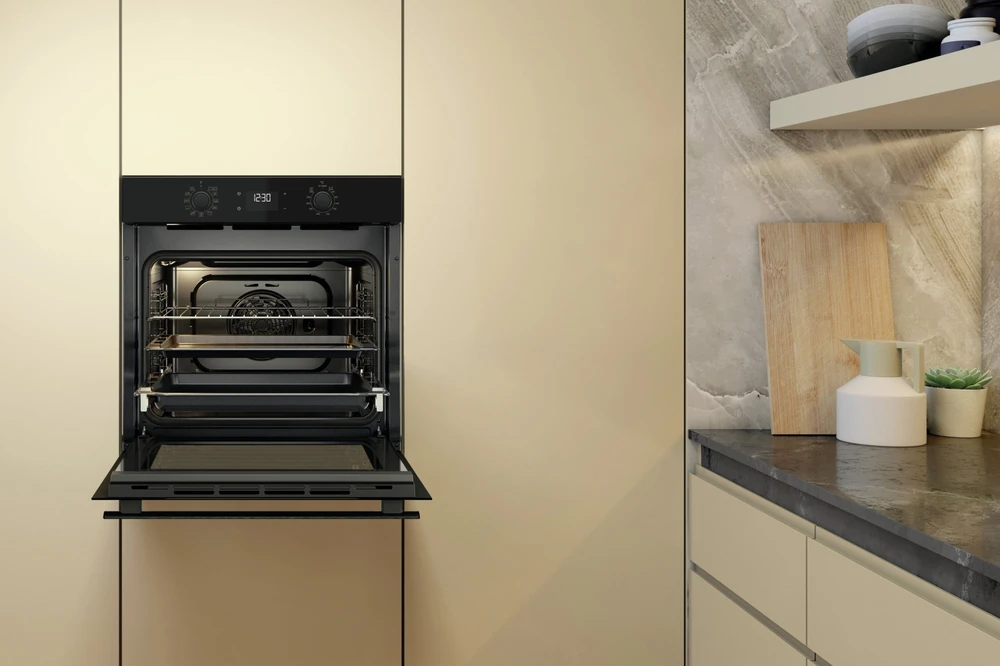 Orkaitė Whirlpool OMK58HU1B