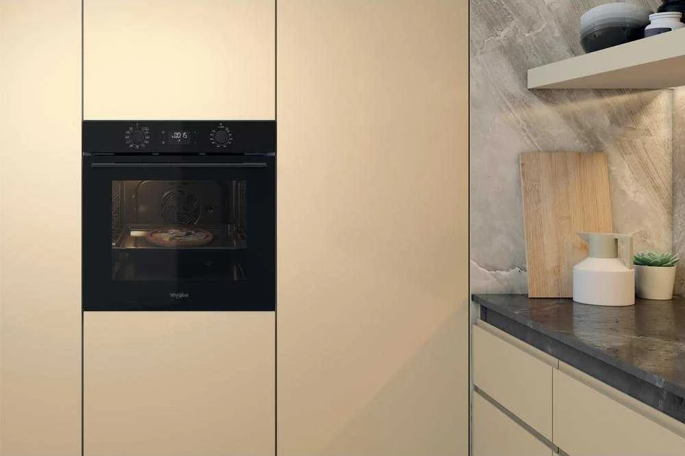 Orkaitė Whirlpool OMK58CU1SB