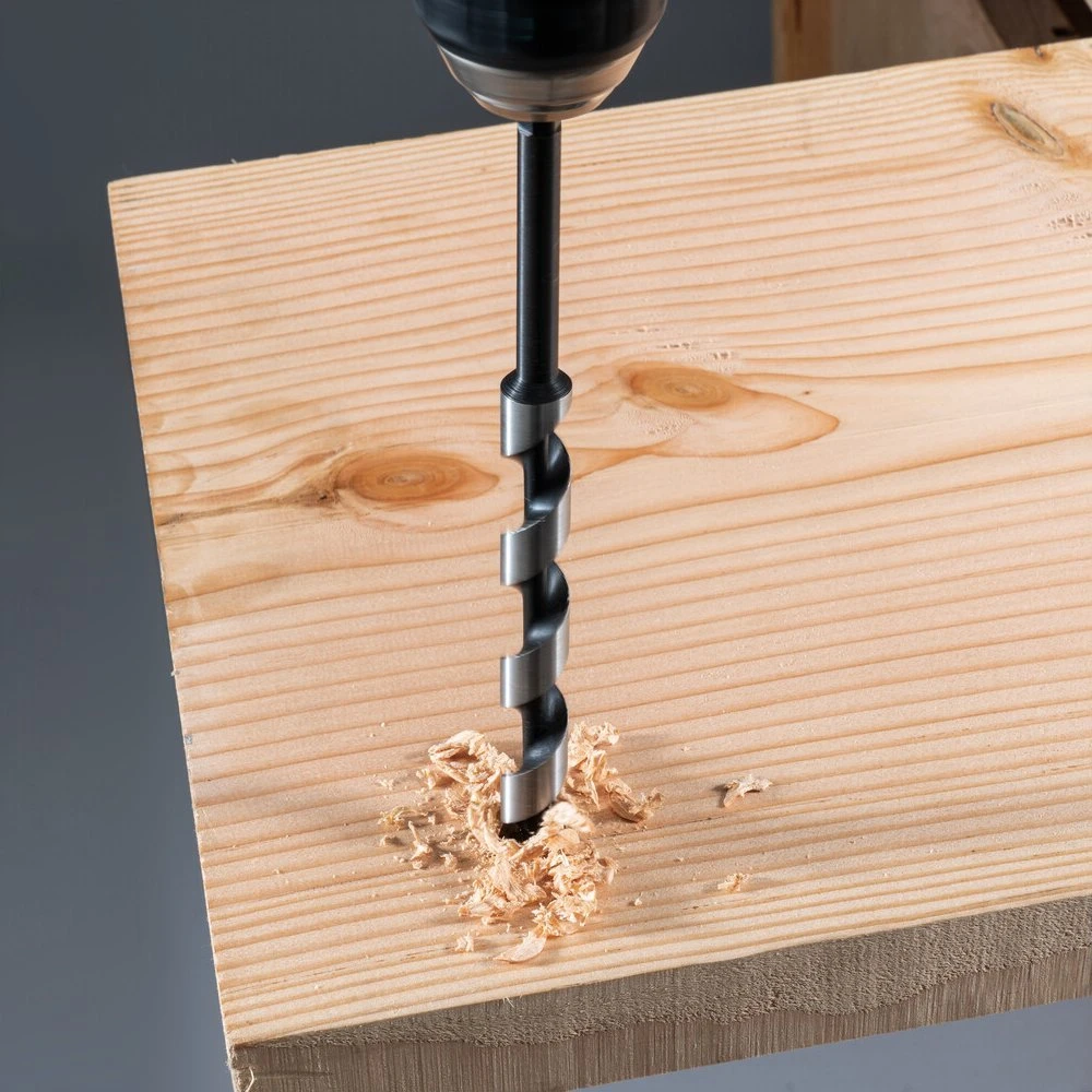 MAKITA GRĄŽTAS MEDIENAI 1/4″ HEX 13x200mm