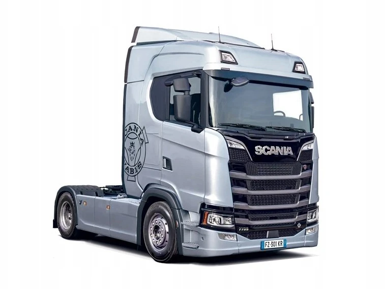 Italeri Scania S770 4x2 pilka kabina 1/24 plastikinis surenkamas rinkinys