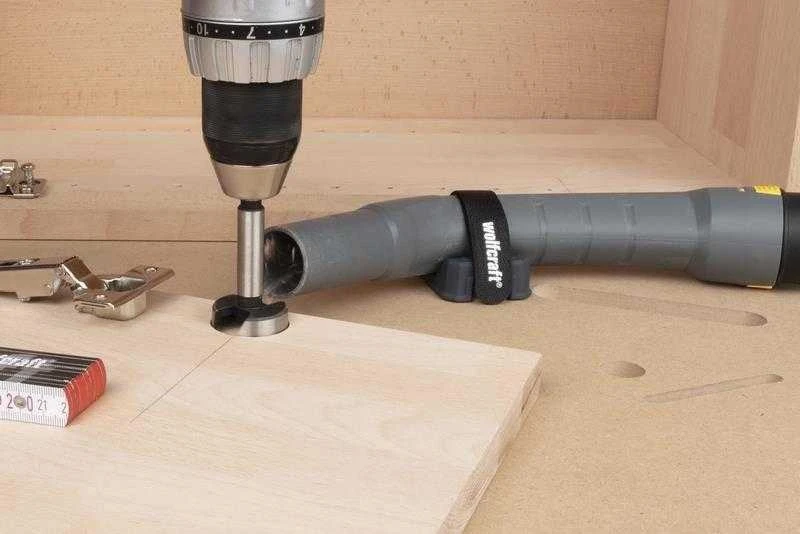 Wolfcraft Laikiklis dulkių siurblio vamzdžiui montuoti ant Master stalviršių,