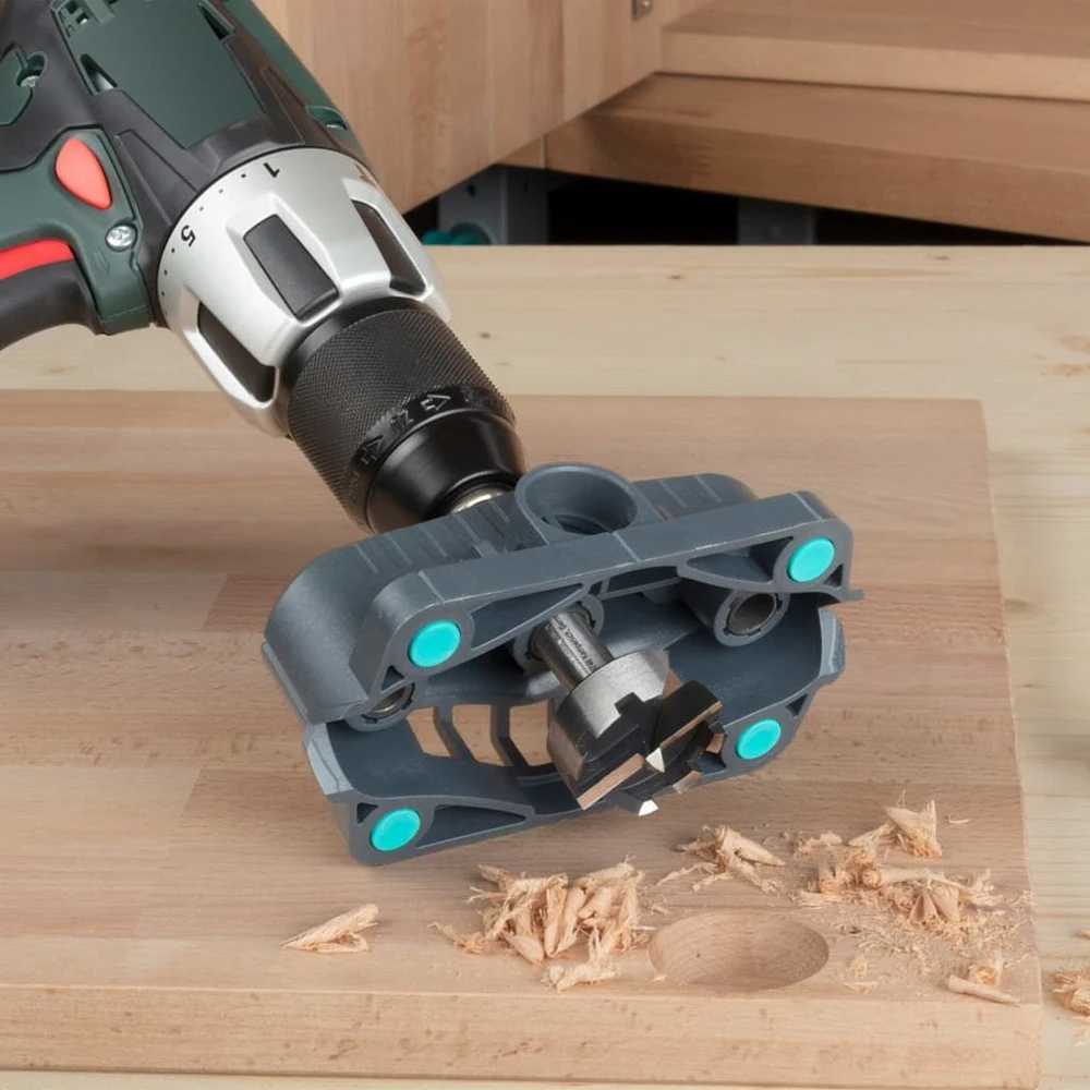 Wolfcraft nešiojamas priedas, palaikantis gręžimą su cilindriniais ir FORSTNER Wolfcraft grąžtais