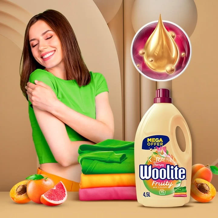 Woolite Vaisių skonio dažams su keratinu 4,5 l / 75 skalbimai