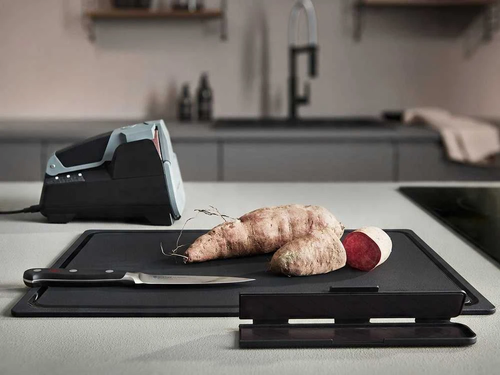 Wusthof Cutting board, 38 x 25 cm, juodas