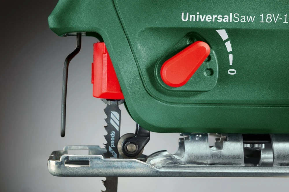 Bosch UniversalSaw 18 be akumuliatoriaus ir kroviklio Akum.siaurapjūklis