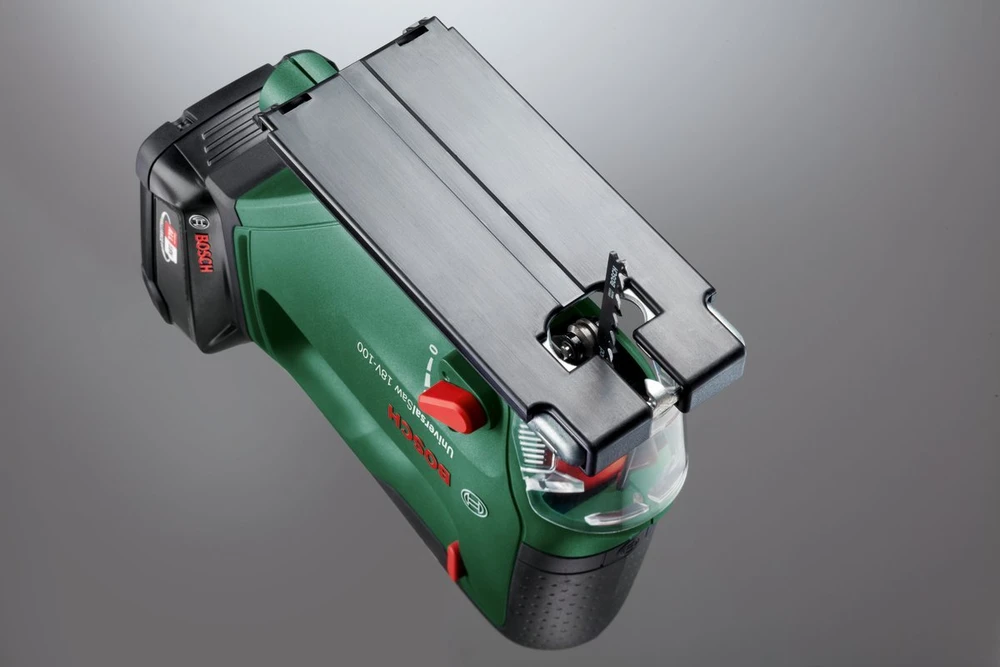 Bosch UniversalSaw 18 be akumuliatoriaus ir kroviklio Akum.siaurapjūklis