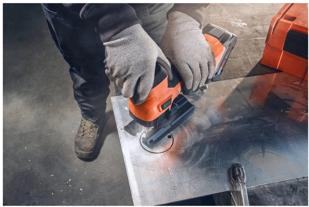 Fein akumuliatorinis pjūklelis F-IRON Jig 26 AS (kartoninėje dėžutėje)