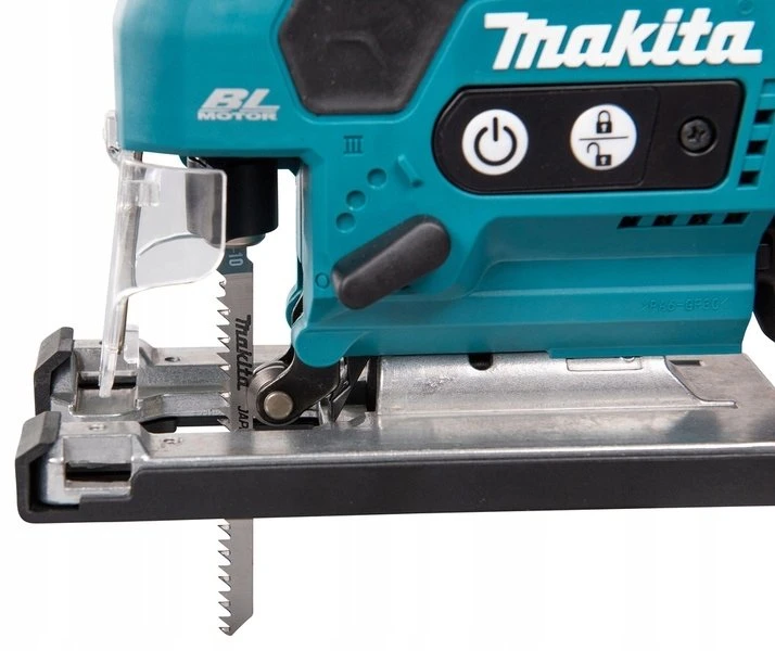 akumuliatoriaus įkroviklis 18V Makita [DJV185RFJ] 2x3,0Ah, Li-Ion, LXT