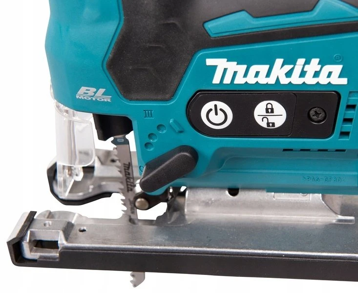 akumuliatoriaus įkroviklis 18V Makita [DJV185RFJ] 2x3,0Ah, Li-Ion, LXT