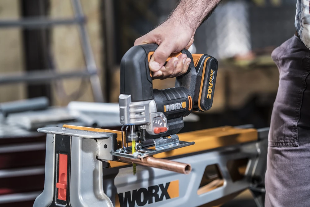 Siaurapjūklis WORX WX543.9 (be akum.)