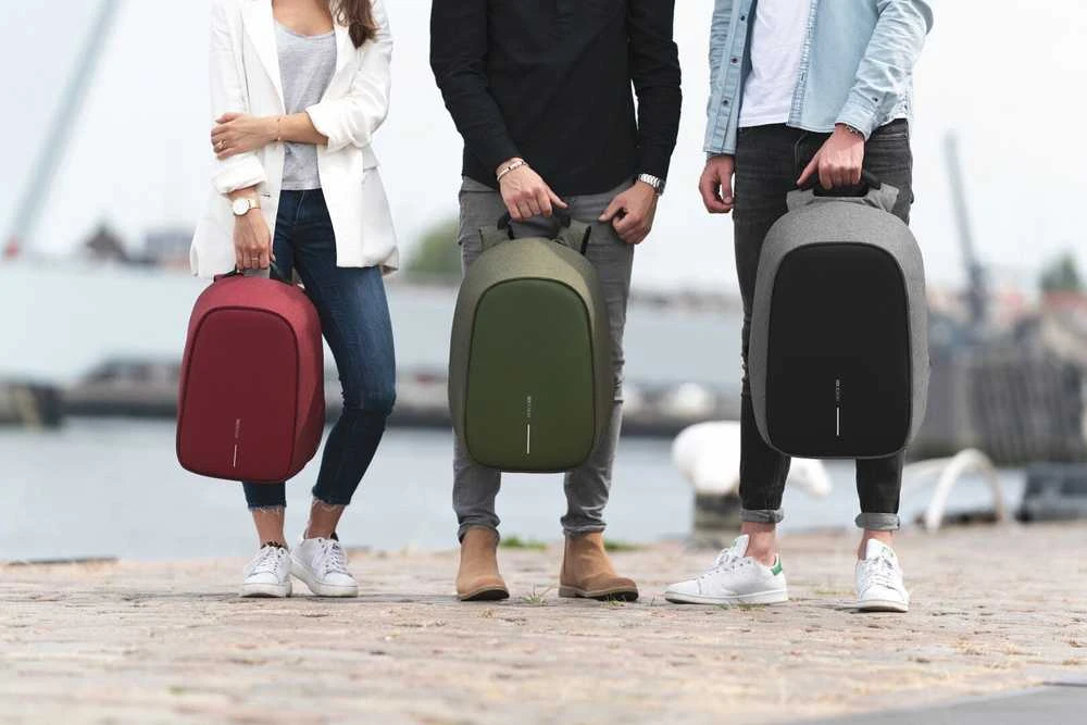 Kuprinė su apsauga nuo vagių XD Design Bobby Hero XL, Juodos/Pilkos spalvos