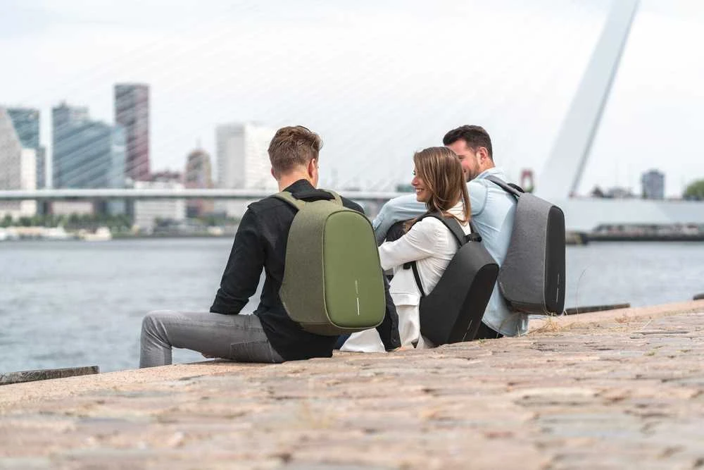 Kuprinė su apsauga nuo vagių XD Design Bobby Hero XL, Juodos/Pilkos spalvos