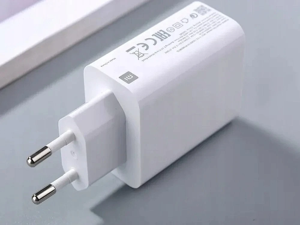 XIAOMI oryginalna kroviklis jungiama į tinklą USB A QC3.0 3A 33W MDY-16-EF balta bulk