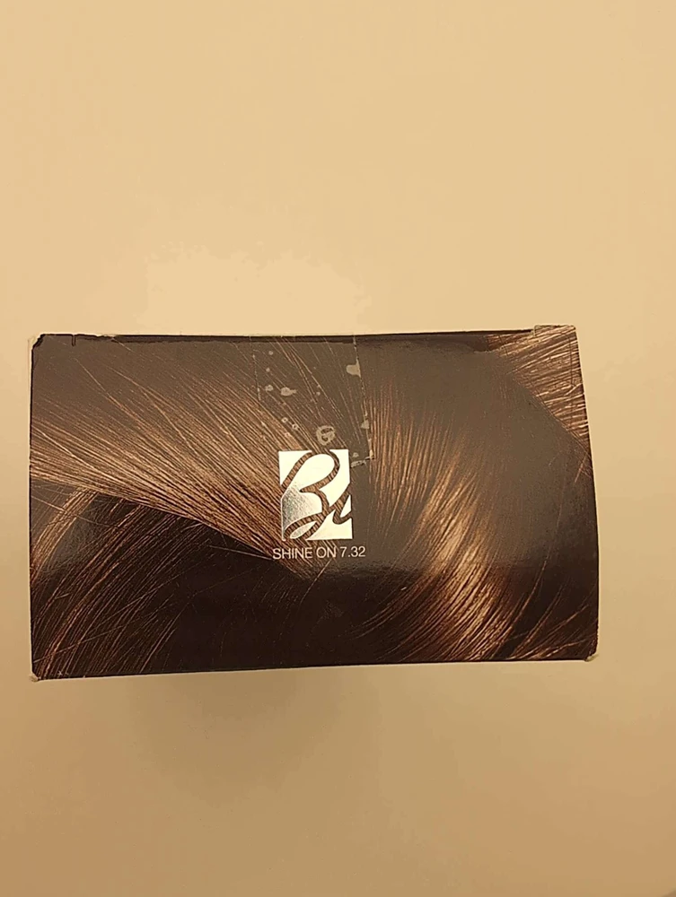 L'Oreal BioNike Shine On Permanent Hair Dye 7.32 Caramel Skirtas šviesiems plaukams, 145 ml