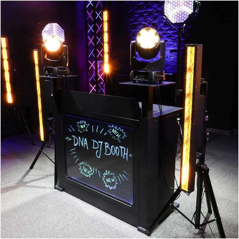 DNA DJ BOOTH WH DJ stalas su apšvietimu