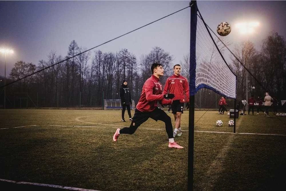Yakimasport 100324 Natūralios Vejos Futbolo Rinkinys