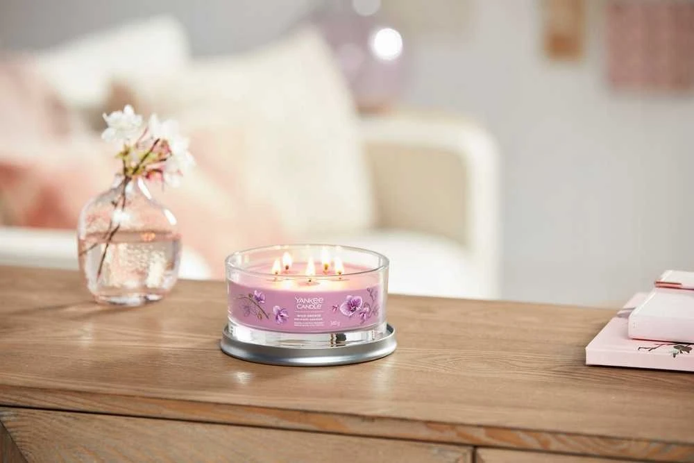 Yankee Candle Aromatinė žvakė Signature tumbler medium Wild Orchid 340 g