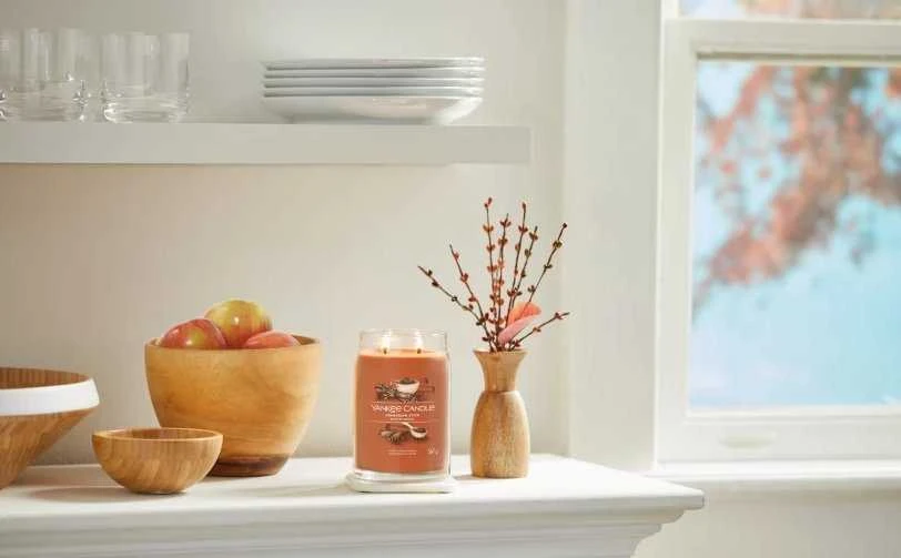 Yankee Candle Signature Cinnamon Stick kvapioji žvakė, kvapni žvakė, 411 g