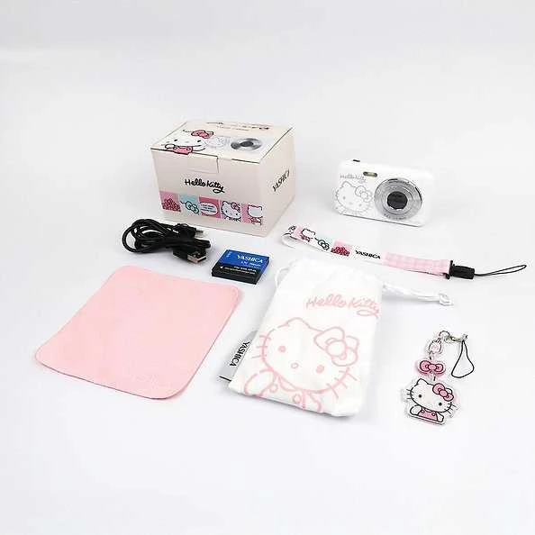 YASHICA DZ-100 Hello Kitty Baltas