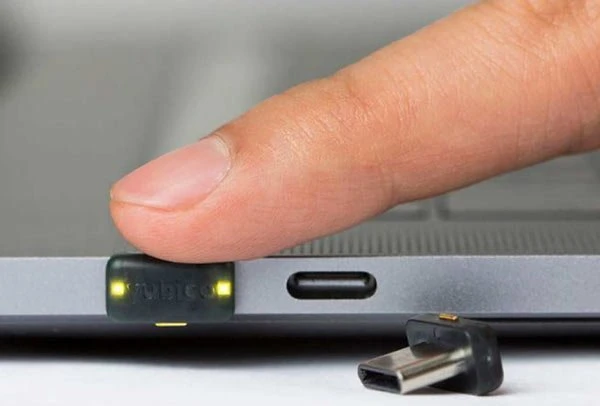 Yubico YubiKey 5C Nano - USB-C