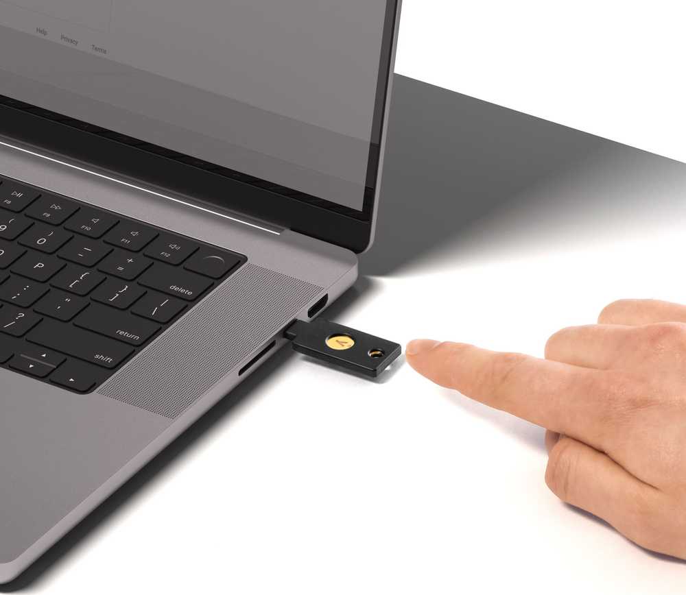 Yubico YubiKey 5C NFC FIPS