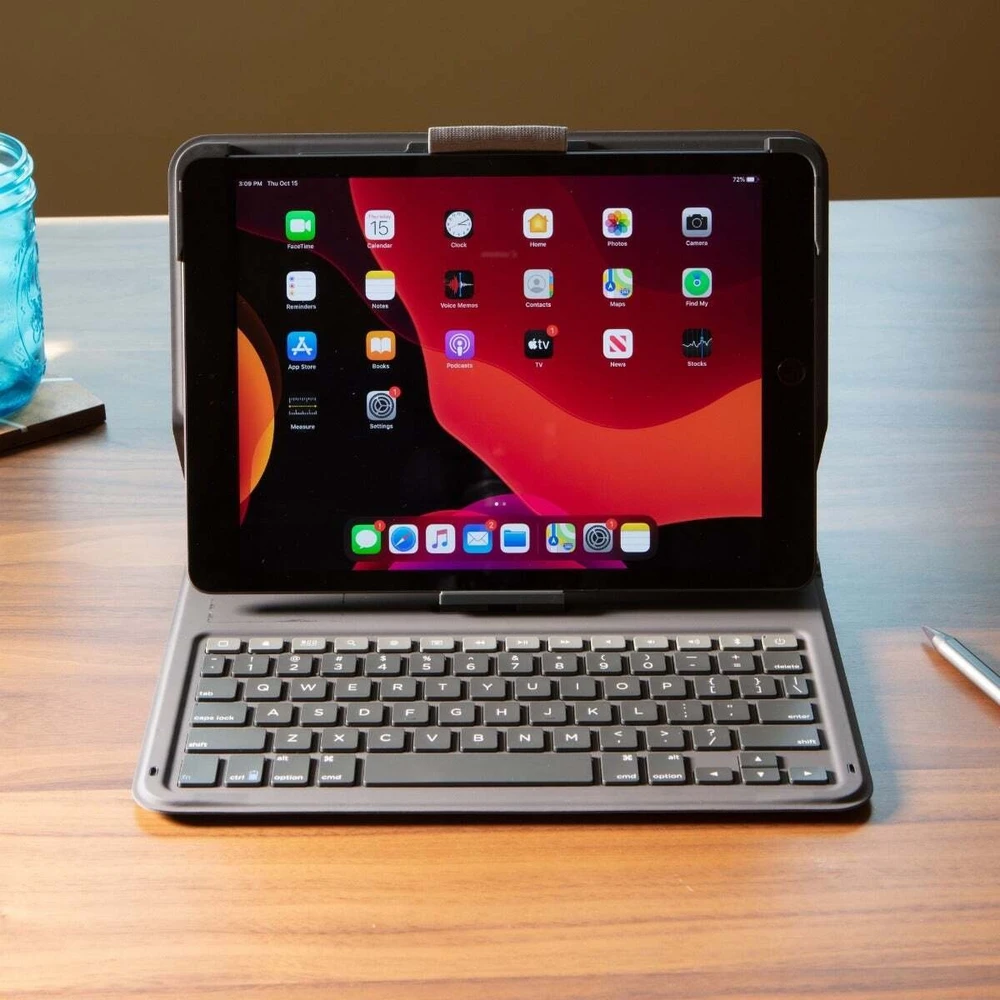 ZAGG Messenger Folio 2 klaviatūros dėklas, skirtas iPad 11 (2025) 11 colių A16 / iPad 10 (2022) 10.9 colių – QWERTZ / DE – Juodas