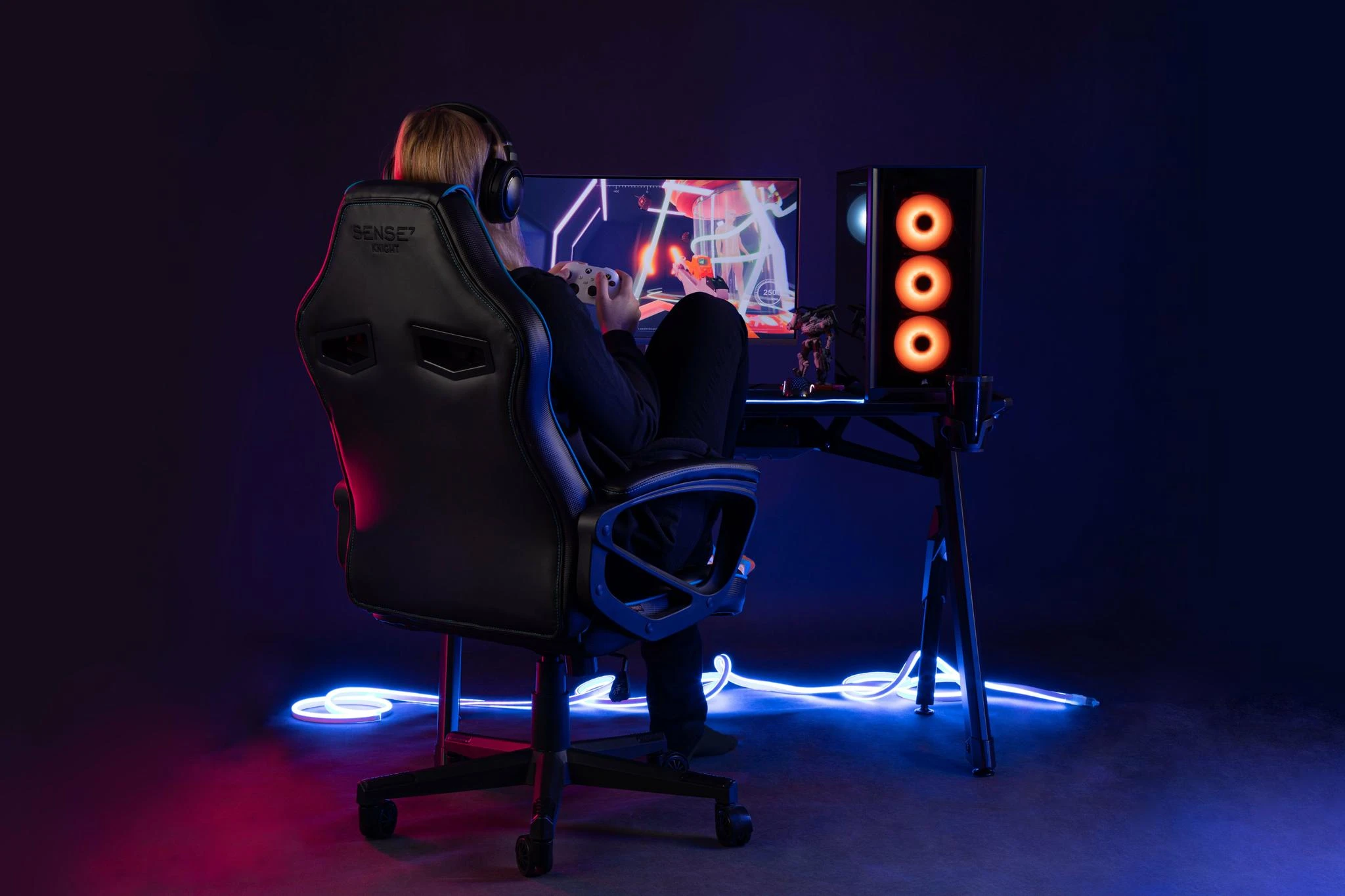 Žaidimų kėdė SENSE7 Knight, Mėlyna (odinė)