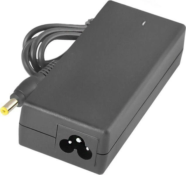 QOLTEC 50070 Nešiojamas kompiuteris AC power adapter 90W 19V 4.74 A 5.5x2.5 +power cable