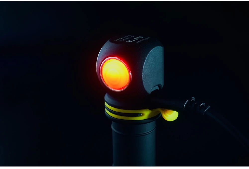 AR7 Žibintuvėlis Armytek Elf C2 USB-C šiltas PCB 4in1 1020 lm