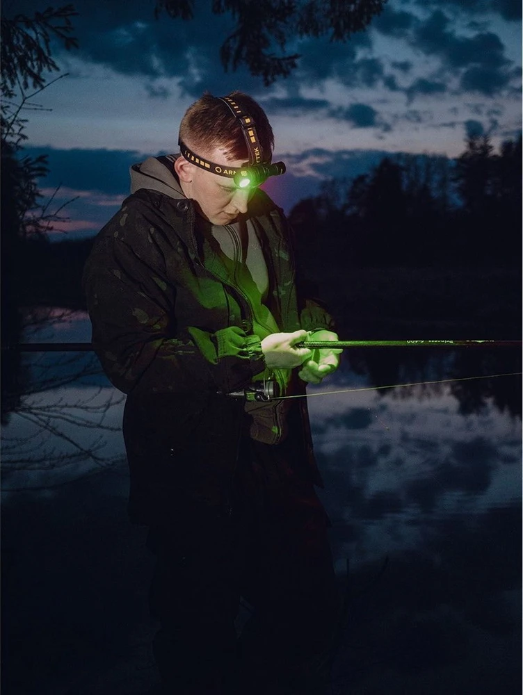 „Armytek Wizard C2 WG“ magnetinis USB šildomas žibintuvėlis [prekės kodas: F09201W]