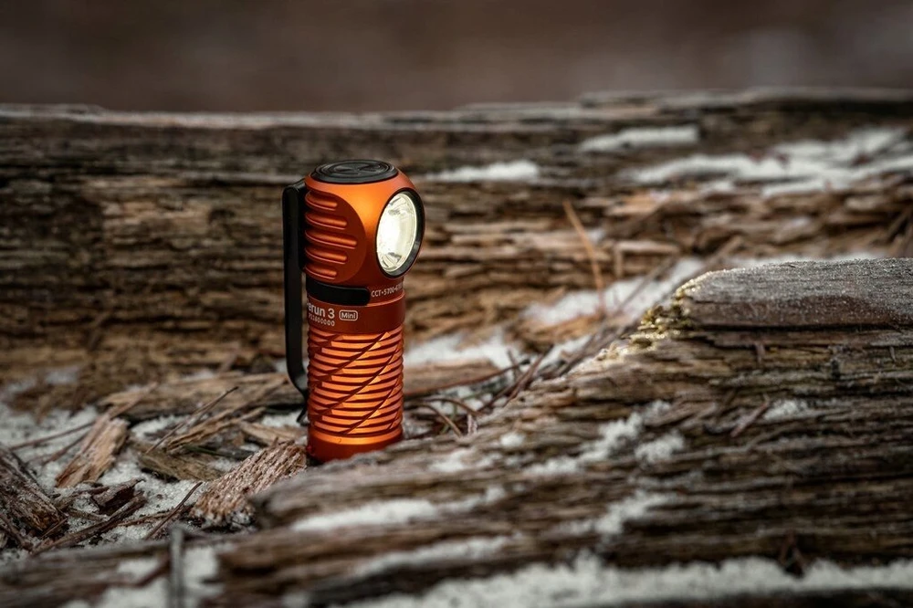 OLIGHT Stirnlampe Perun 3 Mini Oranžinis