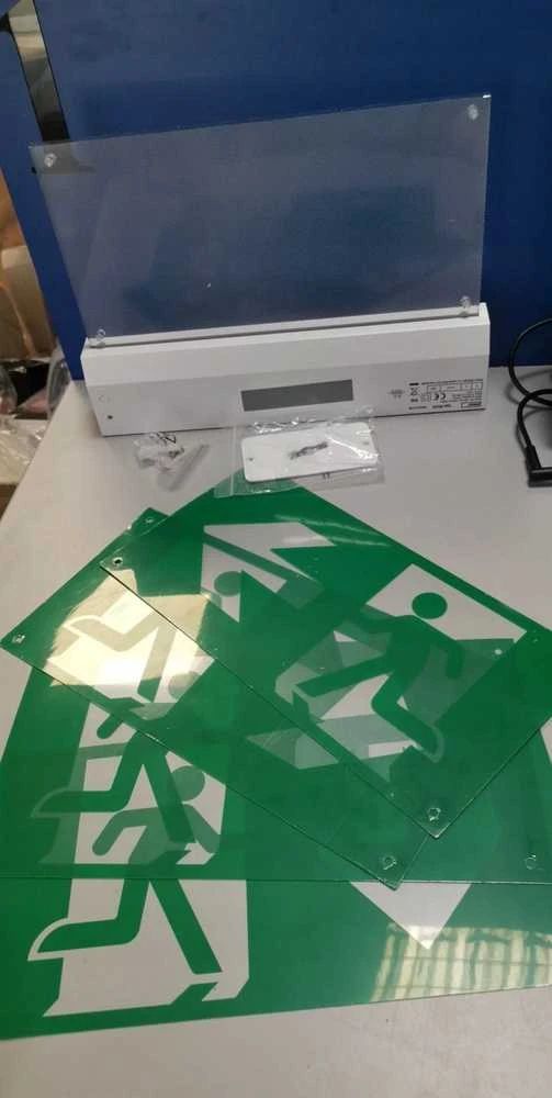 Evakuacinis avarinis šviestuvas EXIT, LED 230V AC 3W 30lm 3val., su baterija, EMOS