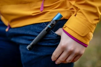 NWL „Newell FL250L“ USB-C taktinis žibintuvėlis