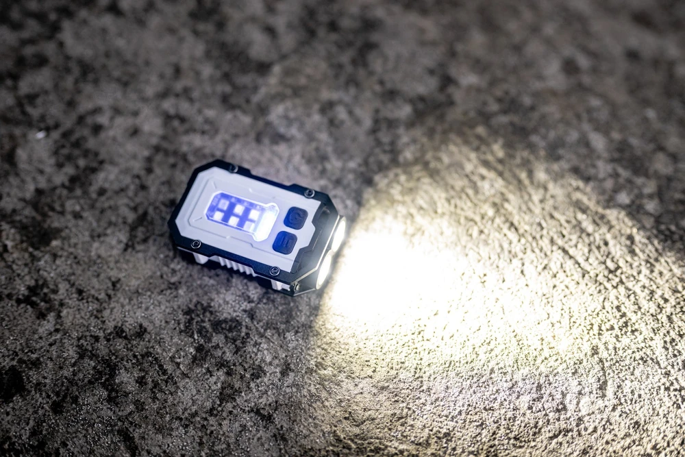 Newell EDC LED žibintuvėlis Nyks Solid (Baltas)