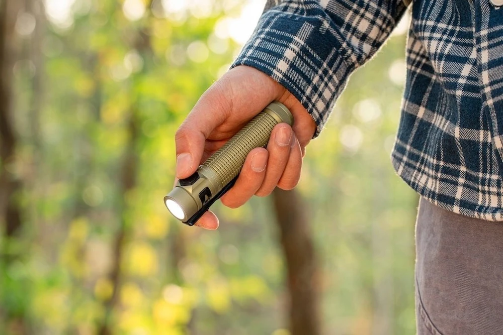 Žibintuvėlis OLIGHT Baton Ultra Žalias 1800 Lumens 170M USB-C Baton Ultra OG